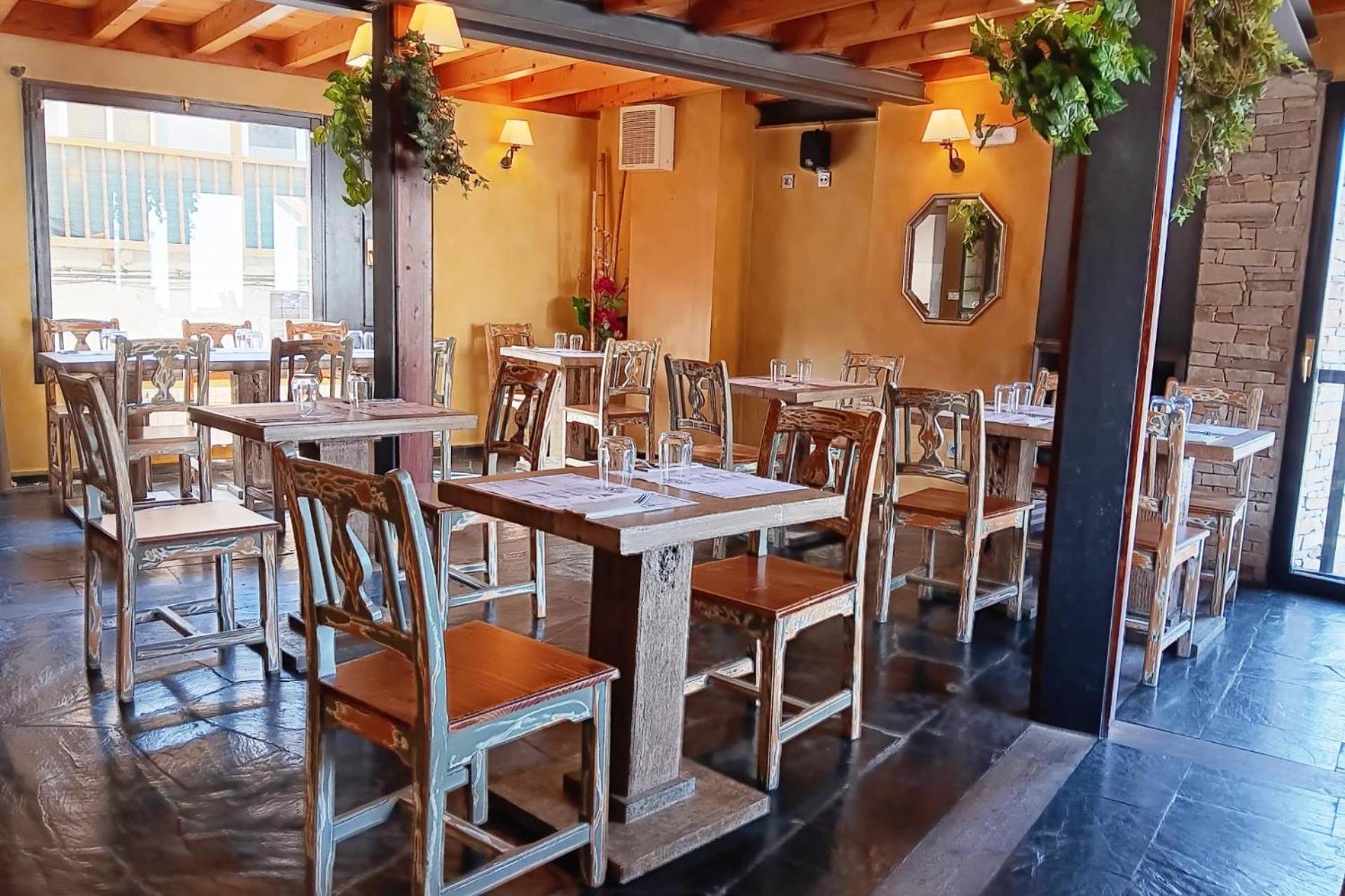 Rustik Hostal Rural Hotell Molinaseca Eksteriør bilde